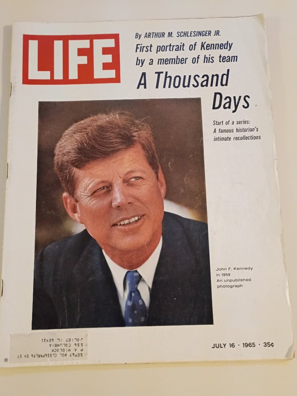 Life Magazine featuring A Thousand Days a memoir of Kennedy